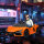 Elektroauto für Kinder von 3-5 Jahren, sanfter Antrieb, fernsteuerbar, mit Hupe, Kunststoff und Metall, Orange