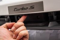 Kinderfahrzeug Porsche Taycan Turbo S - weiß