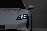 Kinderfahrzeug Porsche Taycan Turbo S - weiß